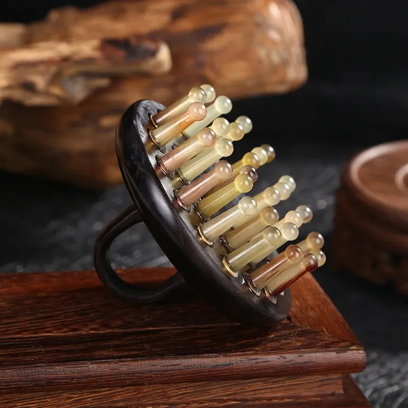 Natural Horn Massage Comb Scalp Massage Meridian Scraping Head Acupuncture Massager Gua Sha Therapy Sandalwood Brush Anti-Static 240412