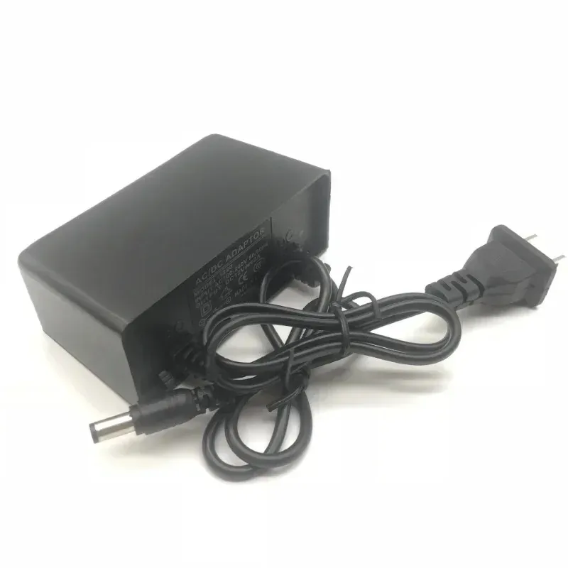 AC/DC 12V 2A 2000MA CCTV Adapter zasilania na zewnątrz Wodoodporny Wodoodporny UE Us Au Adapter CCTV Camera