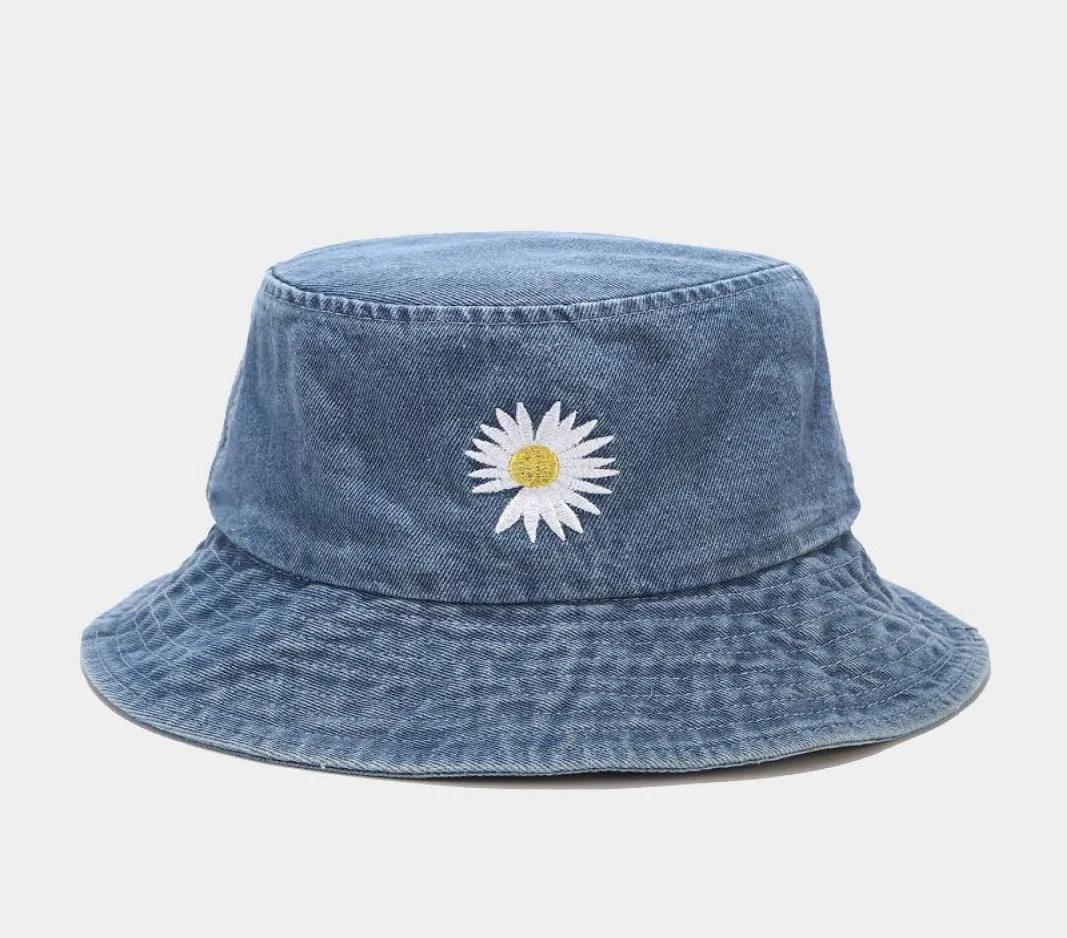 Nouveau designer d'arrivée Fleur Broidered Cowboy Jean Pêche Cape de pêche Chapeau décontracté Bucket Outdoor Suncreen Fisherman Hats Street Wear SU1662449