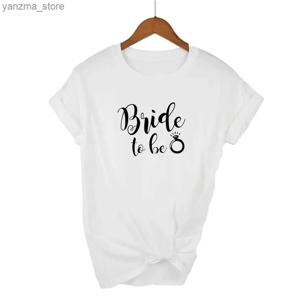 女性用Tシャツの花嫁は手紙を印刷する女性Tシャツ綿カジュアル面白いTシャツレディヨンガールトップT高品質のドロップシップ13色Y240420
