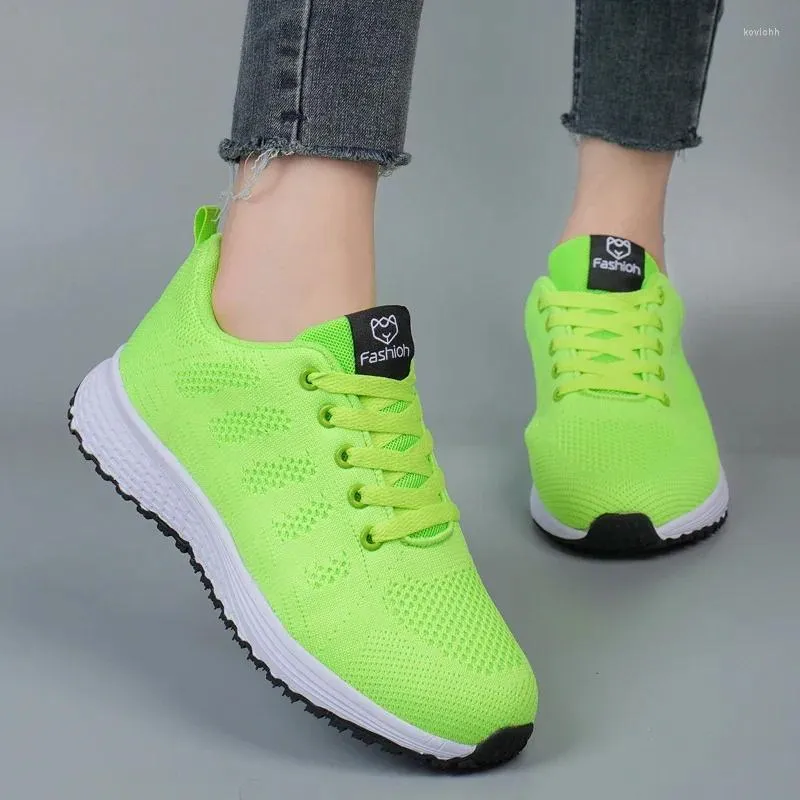 Casual Shoes European och American Candy Colored Sports 2024 Flat Bottomed Mesh Breattable Vulcanized Women's