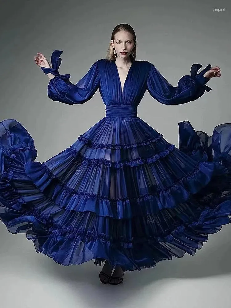 Extravagant dresses party deals