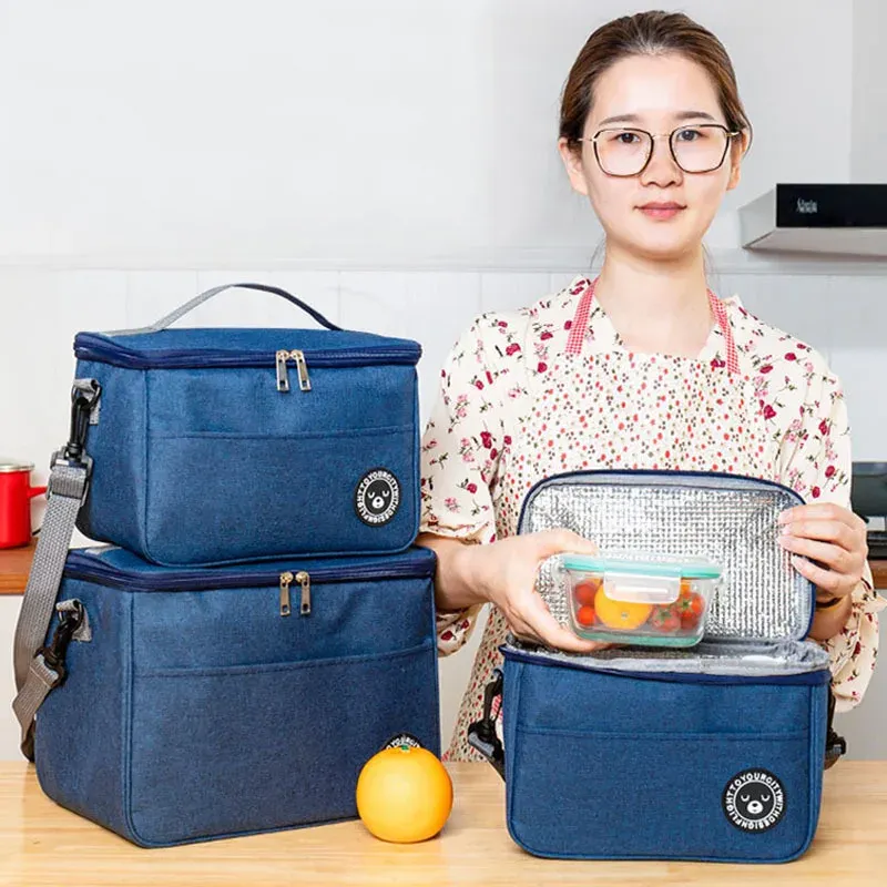 Väskor Kvinnor Män reser Isolerad Lunch Box Portable Camping Picknickväska Kall mat Kylare Termisk väska Barnisolerad fodral med rem