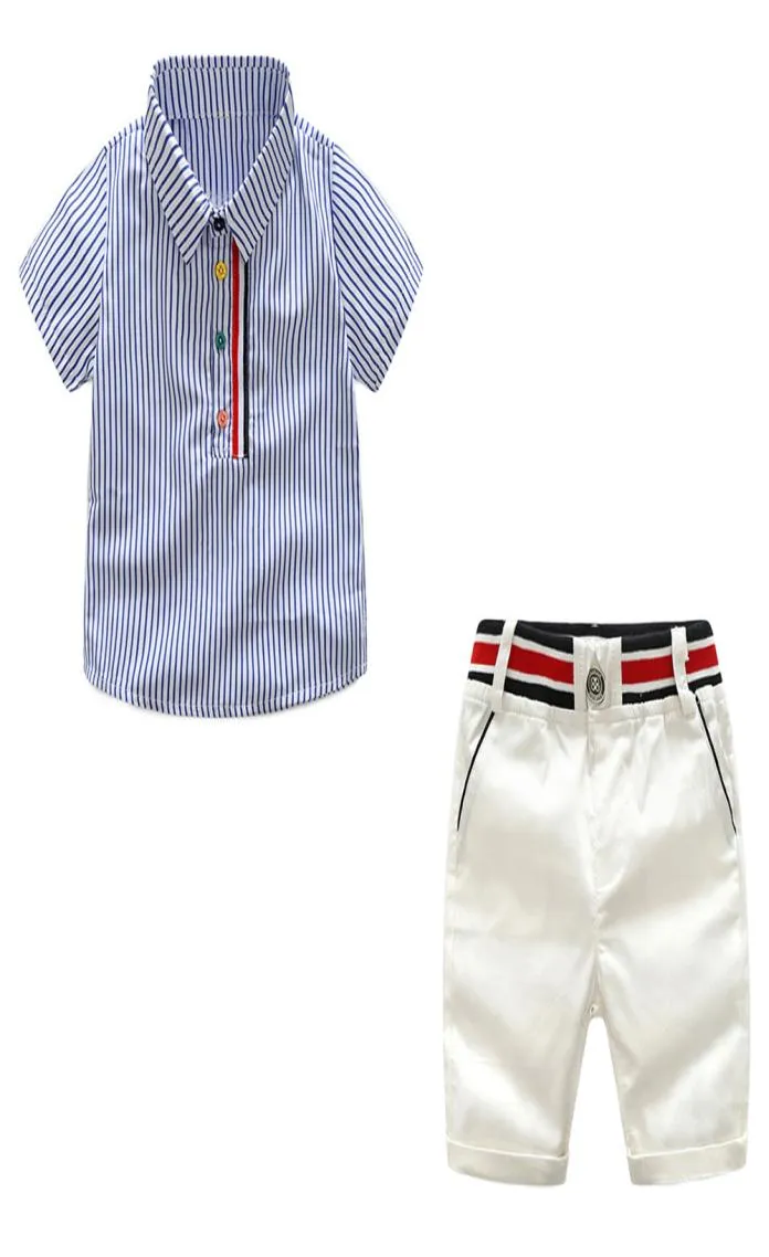 Małe chłopców letnie stroje Stripe z krótkim rękawem Białe szorty 2 -częściowe dżentelmen ubrania Suit6008914