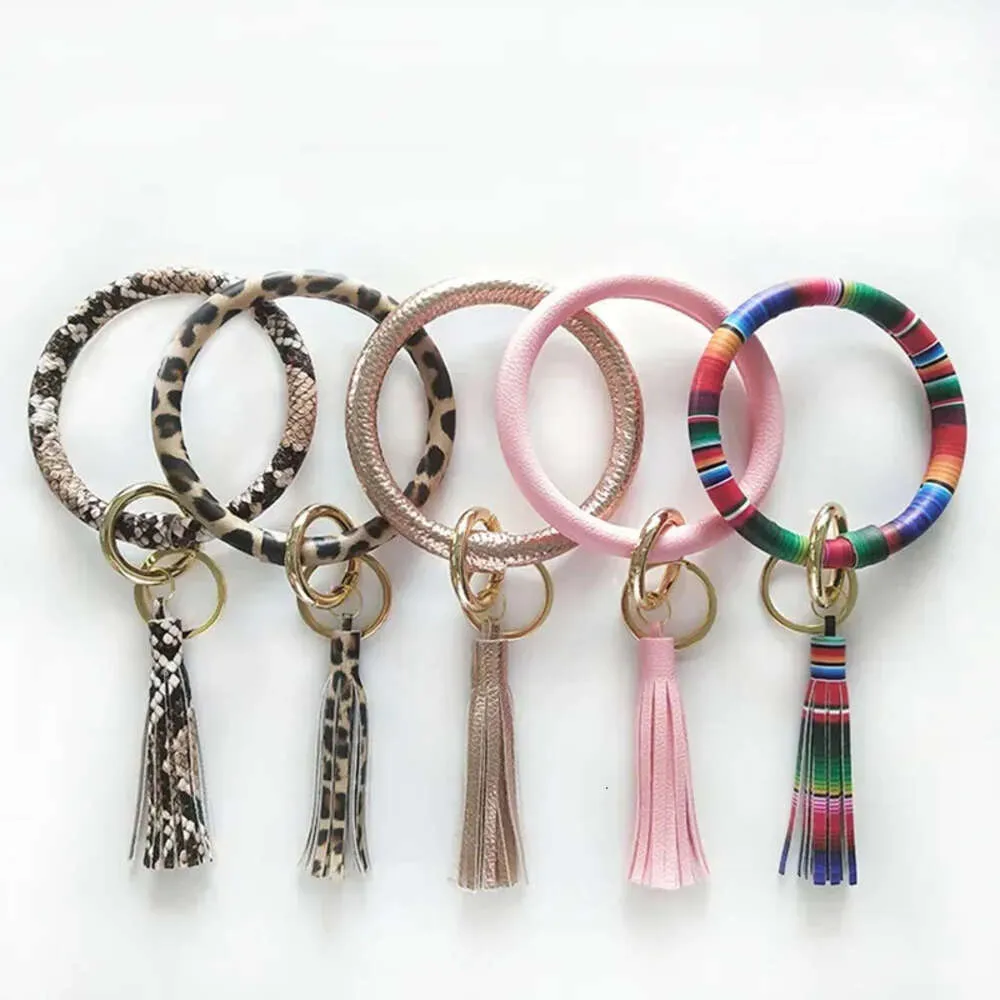 Color Key Anneau Pildants Solid Pendants Rainbow Round Shape Bracelet Car Keychechain Pendant Keys Rangement Anneaux de rangement Ornements décor TH1309 SAL