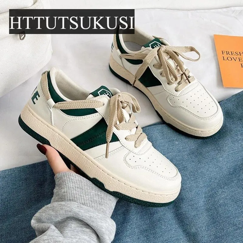 Casual skor vintage platt sneakers kvinnor hösten andningsbar preppy stil tränare gata snör upp vit kvinna