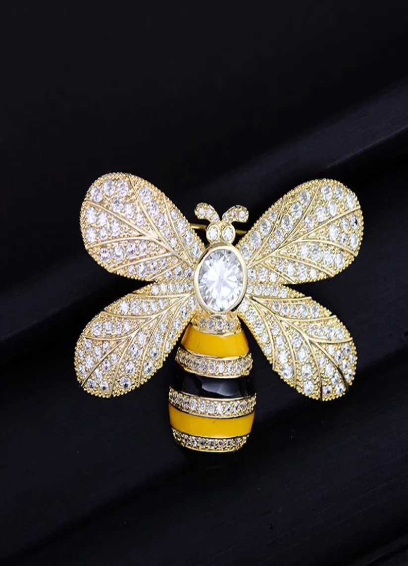 Śliczne broszki pszczoły Pinsy 2021 Modna przyjęcie weselne Biżuteria Cubic Cyrkonia Enamiel Plated Suit Corsage Akcesoria 1029737