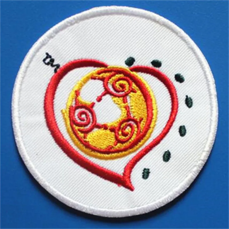 الهدايا التذكارية الجديدة Retro European 1996 200 2004 Euro Patch Football Patches Batges ، Soccer Hot Stamping Patch Badges