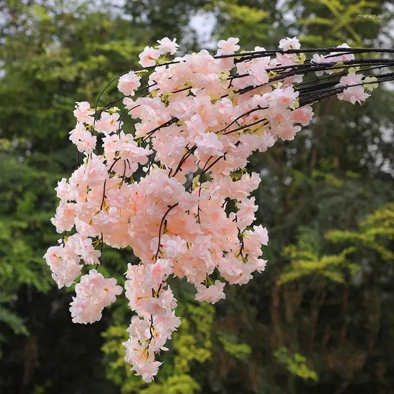 Fleurs décoratives 140 cm Branche de fleur de cerisier artificielle longue décoration de mariage en soie arche de fête jardin