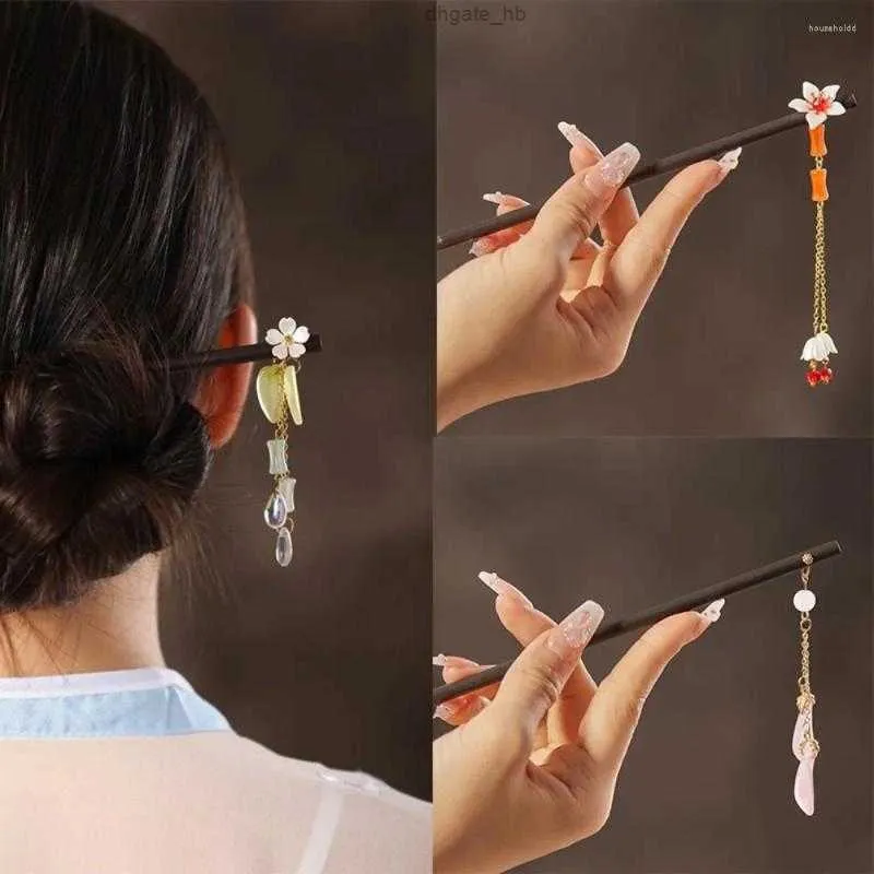 Haarclips 2024 Chinese stijl Wood Tassel Stick Vintage Koreaanse hoofdtooi Haarspelden Accessoires voor vrouwen Girls Pins Tiara