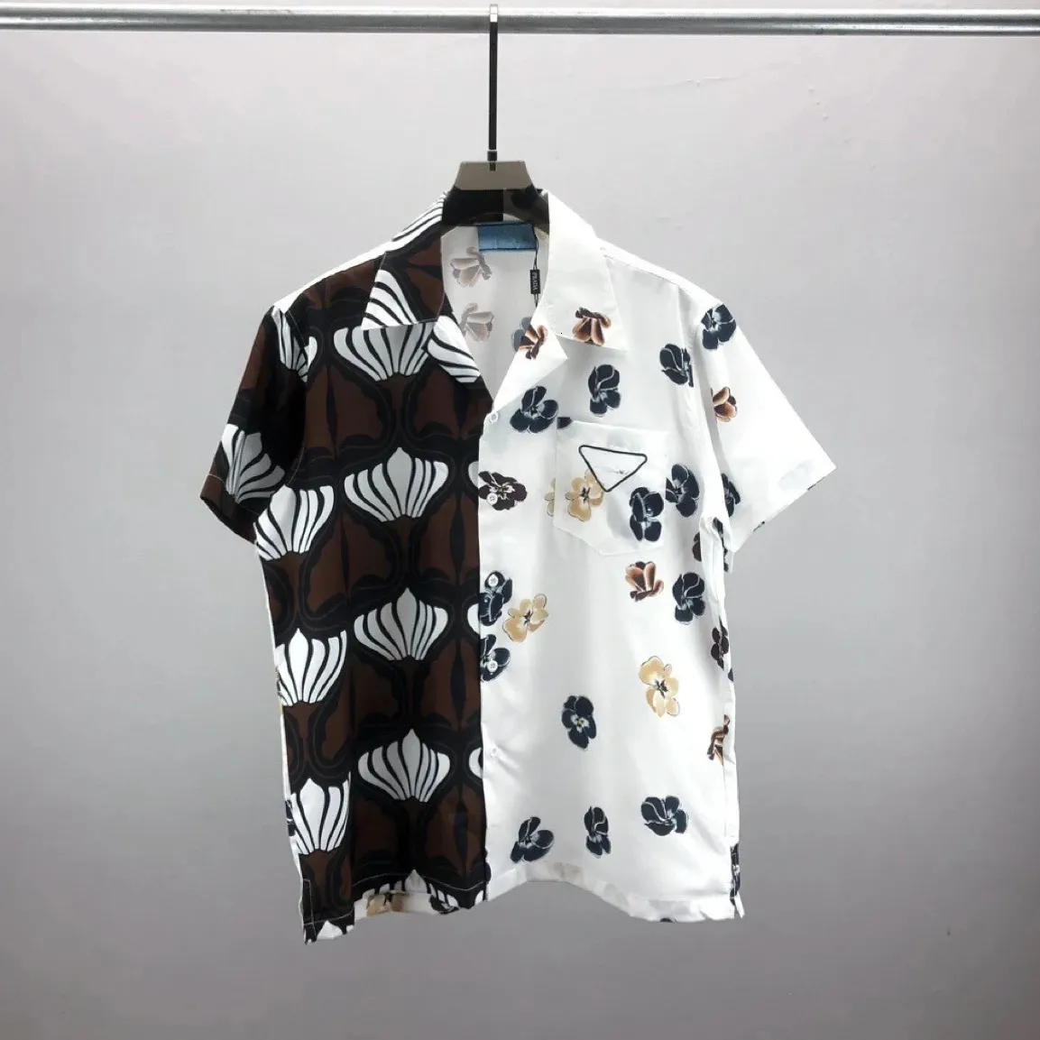 Summer Mens Casual Campcollar Short Sleeve Shirts Vintage Black and White Stitching Design Mönster Print Silk Shirts 240420