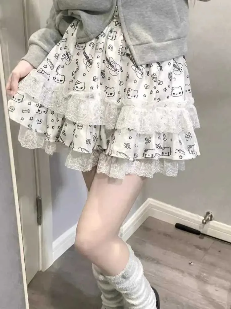Skirts QWK Y2k Kawaii Cartoon Cute Print Lace Mini Ski Ruffle Gothic Lolita Japan Harajuku Shoit Ski 2024 Spring/Summer Y240420
