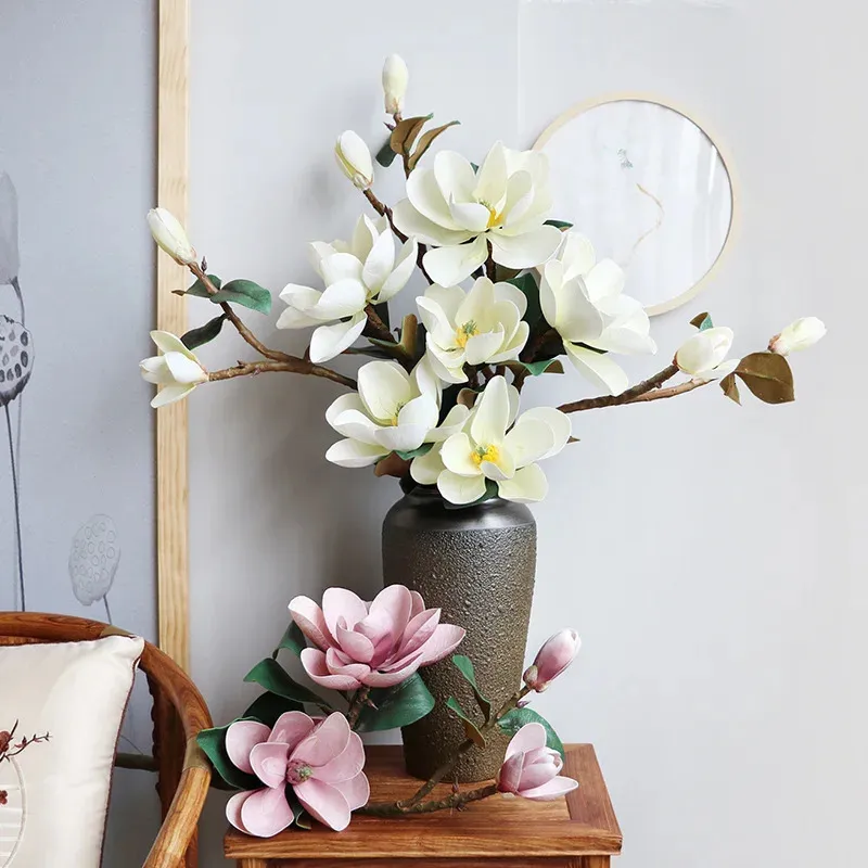 Luxe grote kunstmatige magnolia -bloem met lange stengelboeket echte touch voor thuiskantoor bruiloft vloer vaasdecoratie 240407