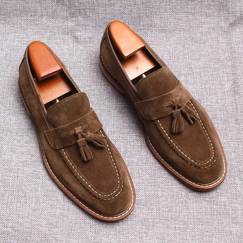 Kleding schoenen echte lederen mannen handgemaakte luxe suède loafers heren mocassins kwastjes zwart bruin bruiloft casual flats