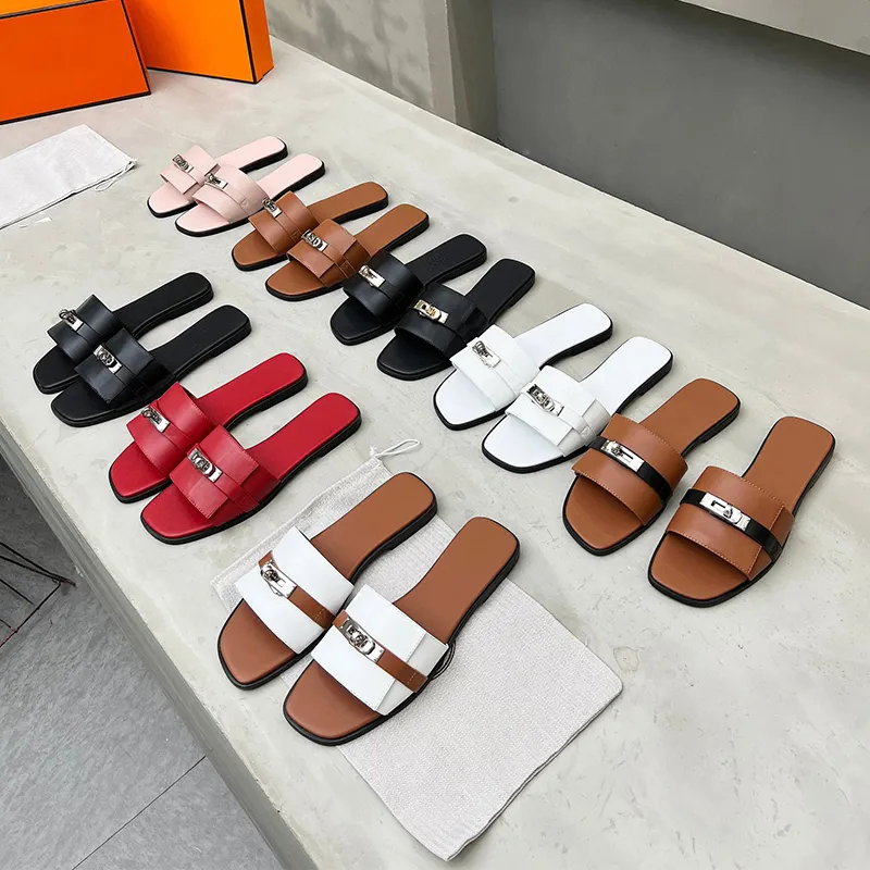 Fashion Elegant Brand Women Sandals Scarpe Sandali Palladium Kelly Buckle Mule Flats Bianco Black Brown Lady Pelle Slifori di pelle di pelle di pelle Casual Walking Teli piatti