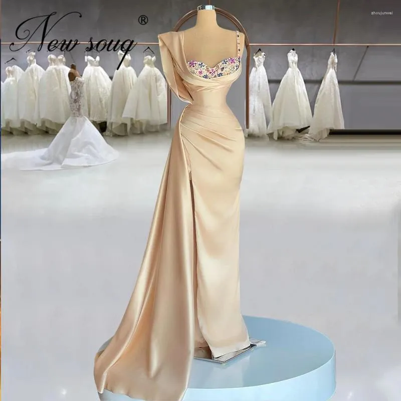 Party Dresses Luxury Crystals Evening Gowns Customized Women Beaded Dress For Weddings Dubai Arabic Satin Mermaid Prom Vestidos