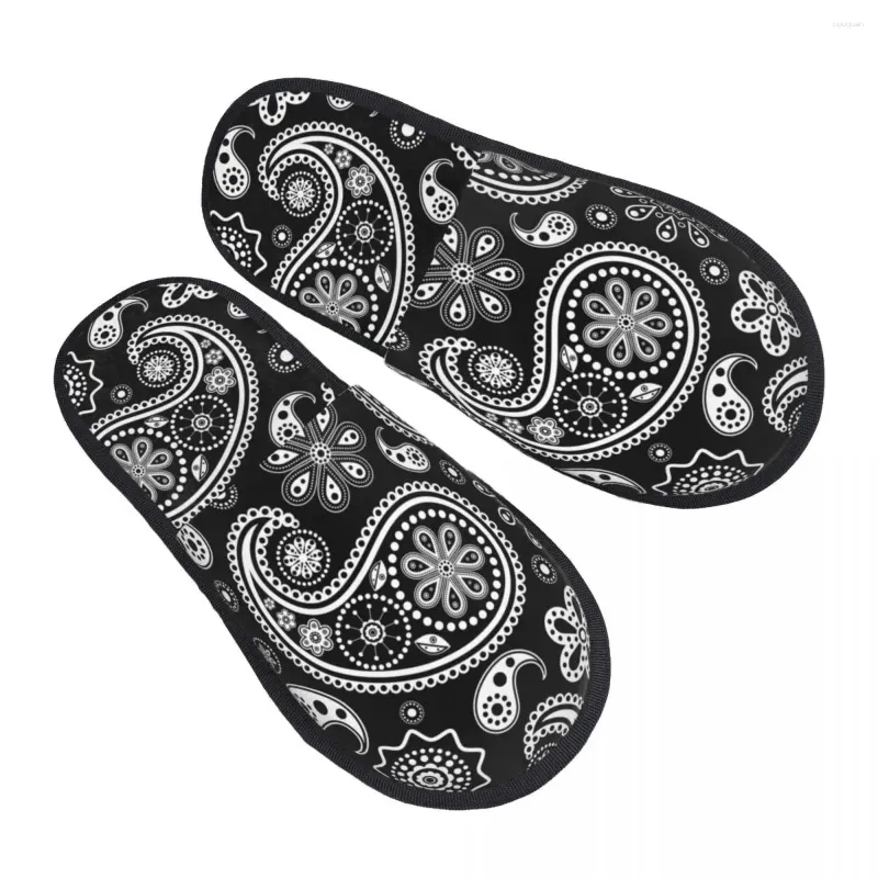 Pantoufles hommes femmes en peluche craille blanche paisley sur fond noir chaussures molles chaudes chaussures à la maison