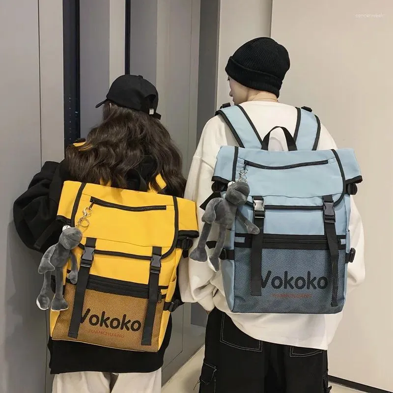 Sac à dos japonais tendance décontractée de grande capacité, voyages de mode, hommes et femmes avec le même paragraphe zipper étanche mochila