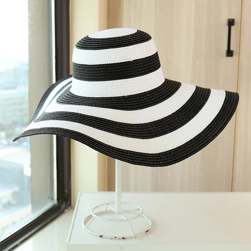 Kadın Gündelik Hip Hats Kızlar Açık Çizgili Patchwork Kağıt Güneş Şapkaları Yaz Yetişkin Flep Büyük Brim Beach Cap Gorras 240415