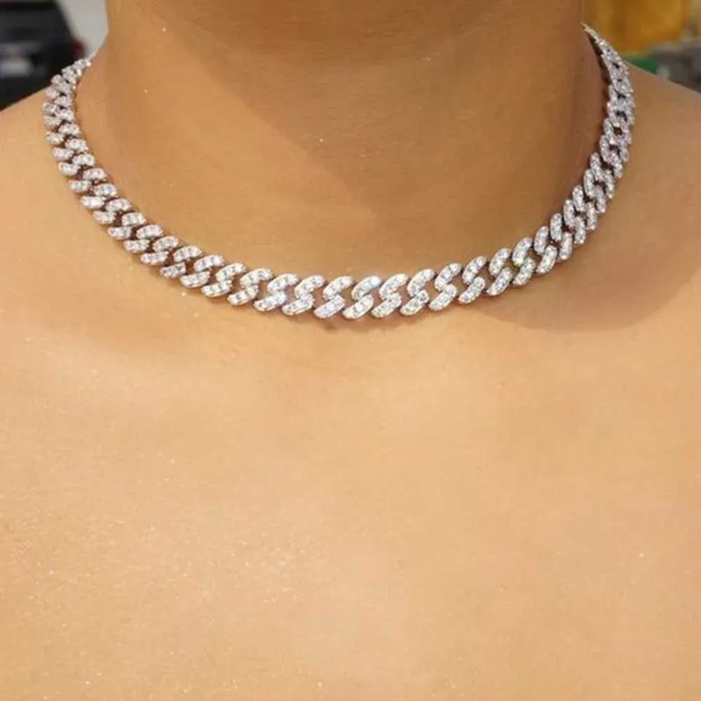 Colliers de pendentif 2021 Collier de chaîne de liaison de tronçon cubaine de couleur mixte pour femmes Iced Out Silver Color Miami Cuban Choker Hip Hop Statement Jewelry Y240420