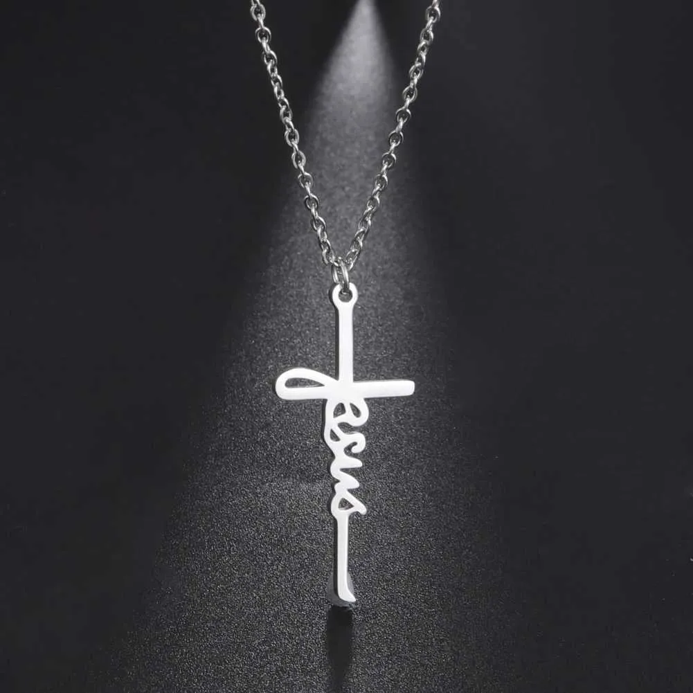 Colliers de pendentif Skyrim Jésus Cross Pendants Collier pour femmes hommes Chaînes en acier inoxydable Sauveur chrétien Sauveur Bijoux de bijoux Y240420