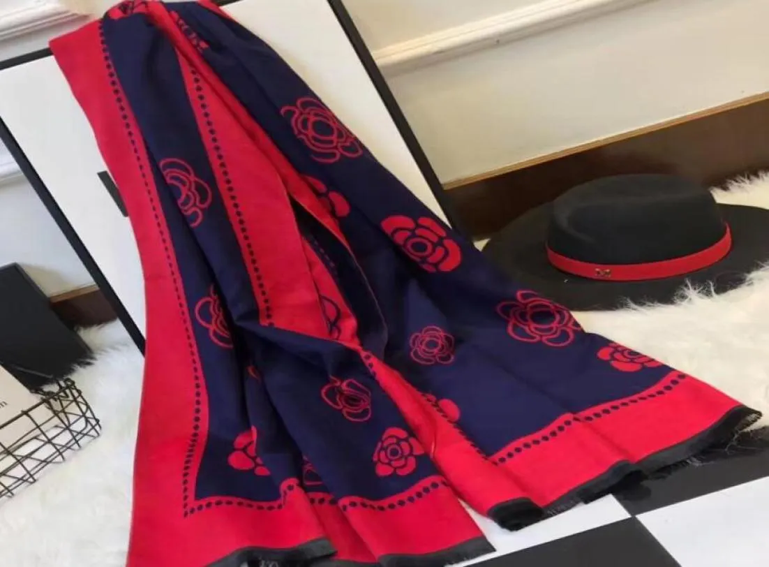 Kaşmir kadınlar kışlık klasik klasik kamelya mektubu canavar dans kız bayan kadın moda yün sıcak püskül fular shawl9693071