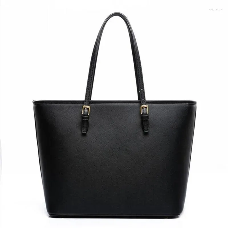 Drawschnelle große Tasche 2024 Mode Frauen PU Leder Handtasche kurze schulter schwarze weiße luxury toter käufer designer