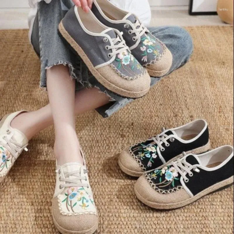 Casual schoenen Spring Fisherman's for Women 2024 Ethnic Style Borduured One Step Zapatos de Mujer