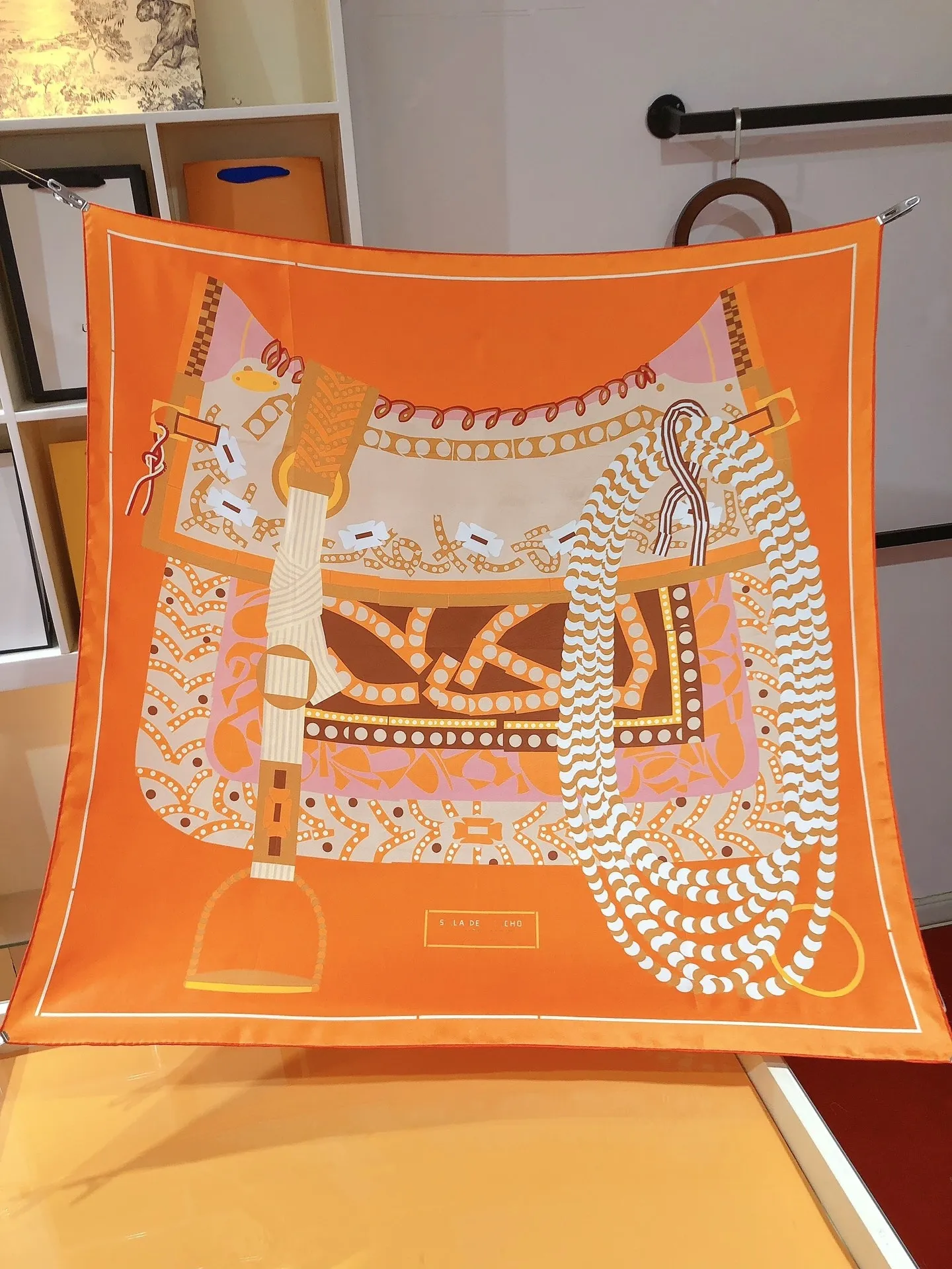 الربيع والصيف حرير H Disclf Designer Twill Silk Silk Dancf Orange Color Saddle Pattern Top Brand H Letter Square Squar