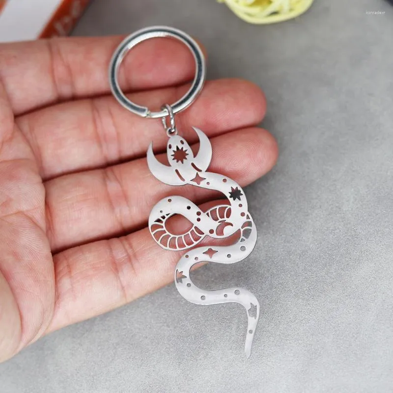 Keychains Nedar Animal Snake Keychain Roestvrij staal Mysterious Star Moon Patroon Bloem Pendant Keyring Gift voor mannen Women Key Chain