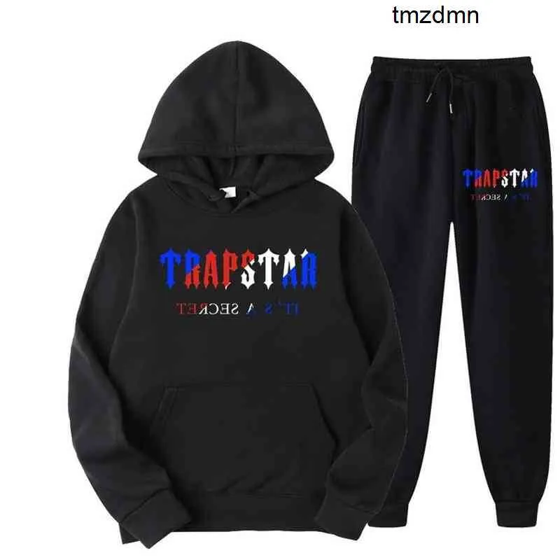 Tracksuit Trapstar Brand Printed Sportswear Mens t Shirts 16 Colors Warm Two Pieces Set Loose Hoodie Sweatshirt Pants Jogging 2615