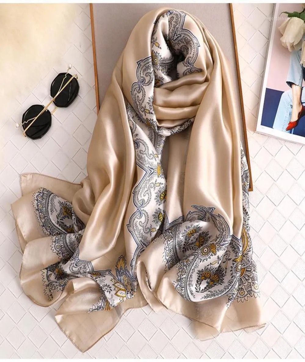 Luxury Silk Scarf Women Vintage Paisley Print Femme Muslim Turkish Hijab Evening Dresses Silk Head Scarf Shawl Foulard16648192