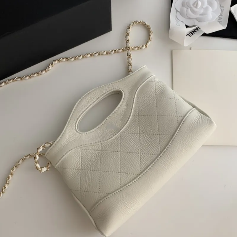 Designer chain bag outlet