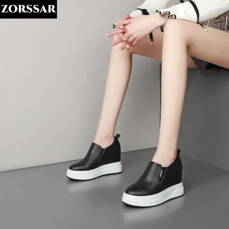 Casual Shoes 9cm äkta läderkvinnor Höjd ökar 2024 Spring White Platform Hidden Wedge Sneakers Kvinna Vulcanize
