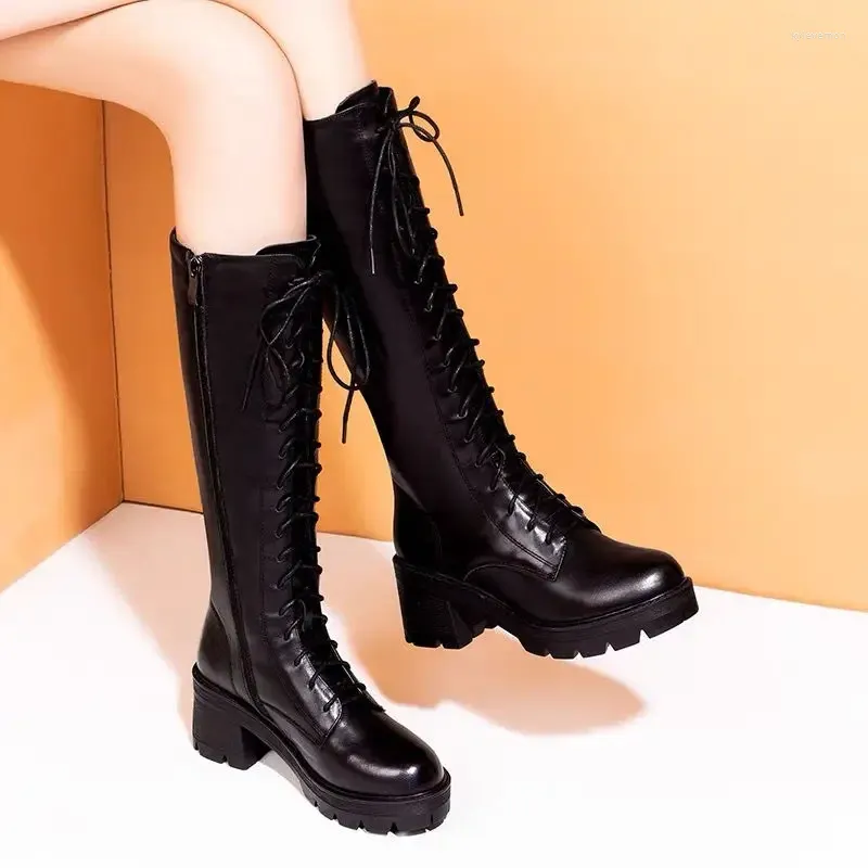 Bottes 2024 Chaussures pour femmes Zipper Femme pour femmes Round orteil Solide Knee-High Plateforme Fashion Water Proof High