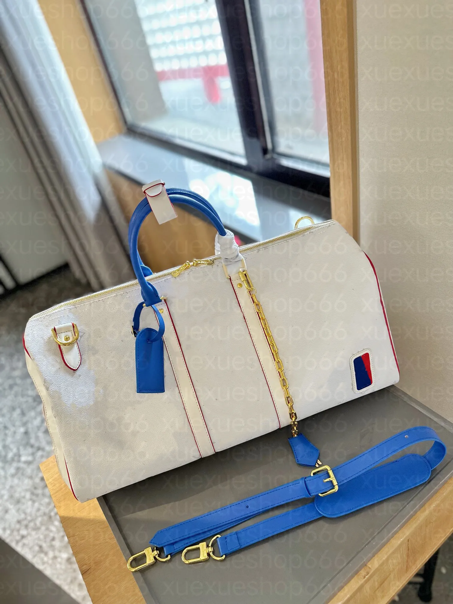 Lyxväskor herrar duffel väskor vit bokstav 40 45 Keepall handväskor designer märke axelpåsar par lagring totes kvinnor axel väskor crossbody väskor totes purses