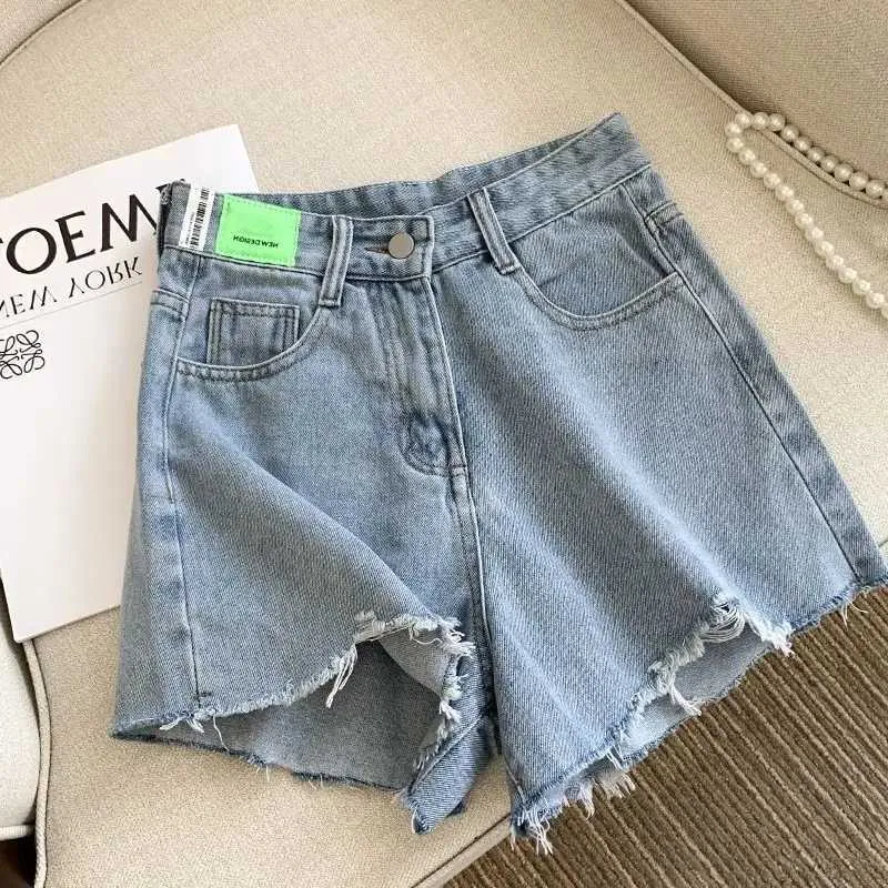 Women's Shorts Korean High Waist Raw Edge Denim Shorts Women Summer Basic Button Pocket Jean Shorts For Women All-match Strtwear Denim Short Y240420