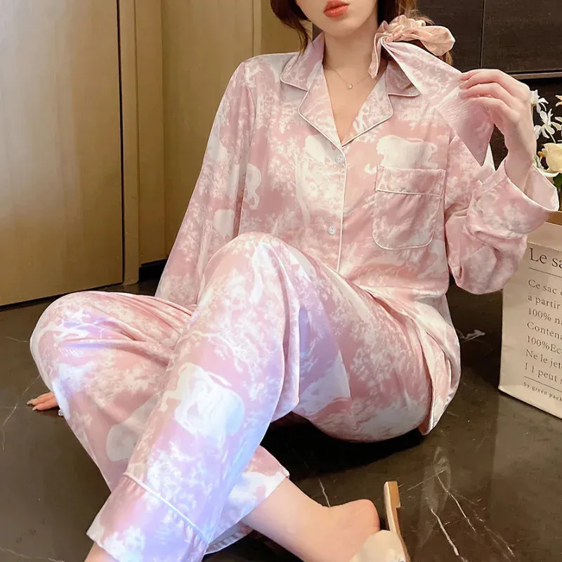 Women PaJamas Sets Spring Autumn 2 -Place Print Pajama Faux Silk Satynowa satyna na guziki długie rękawie Pijama Mjer PJS odzież domowa 240410