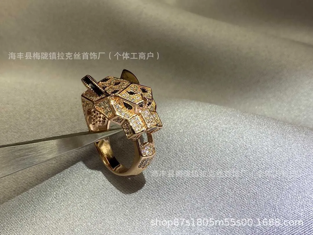 Дизайнерская популярная высшая версия Картер Леопард Полный бриллиант выдолбленное кольцо для женской знаменитости с высоким чувством и маленькой толпой, соответствующей версией