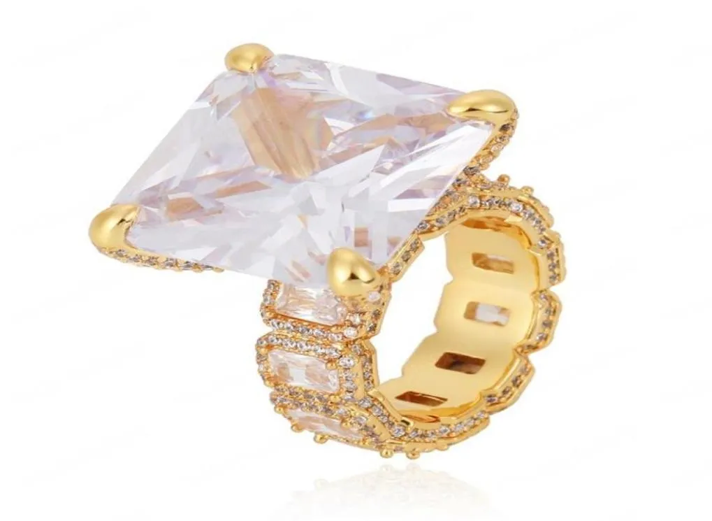 Europe et Amérique Men des hommes Femmes Ring jaune Gold plaqué Bling Ice Out Big Diamond Cz Stone Ring pour les hommes Femmes Nivets Bijoux4129954