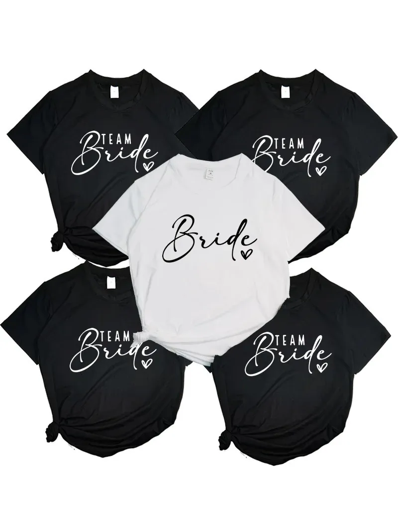 Team Bride Heart Evjf Hen Party Women Gropu Tshirt Girl Wedding Femme Tops Tee Camisetas Mujer Black Pink White Vêtements 240417