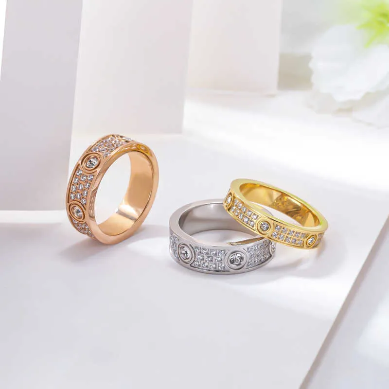 Projektant Trendy Carter Ring Full Sky Star 18K Gold Para Substerkdriver Titanium Steel Diamond Love 3R5U