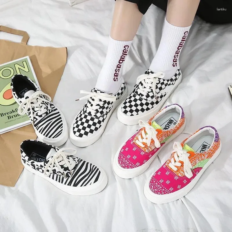 Casual Shoes 35-44 Unisex Sneakers Women Canvas Printed Bear Men Checkered Students Flat Tennis Sport