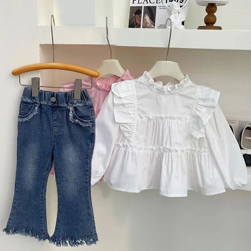 Kläder sätter vårflickans lösa blommakantkaka skjorta långärmad set koreansk barn mode tassel mikro blossade jeans tvådelar