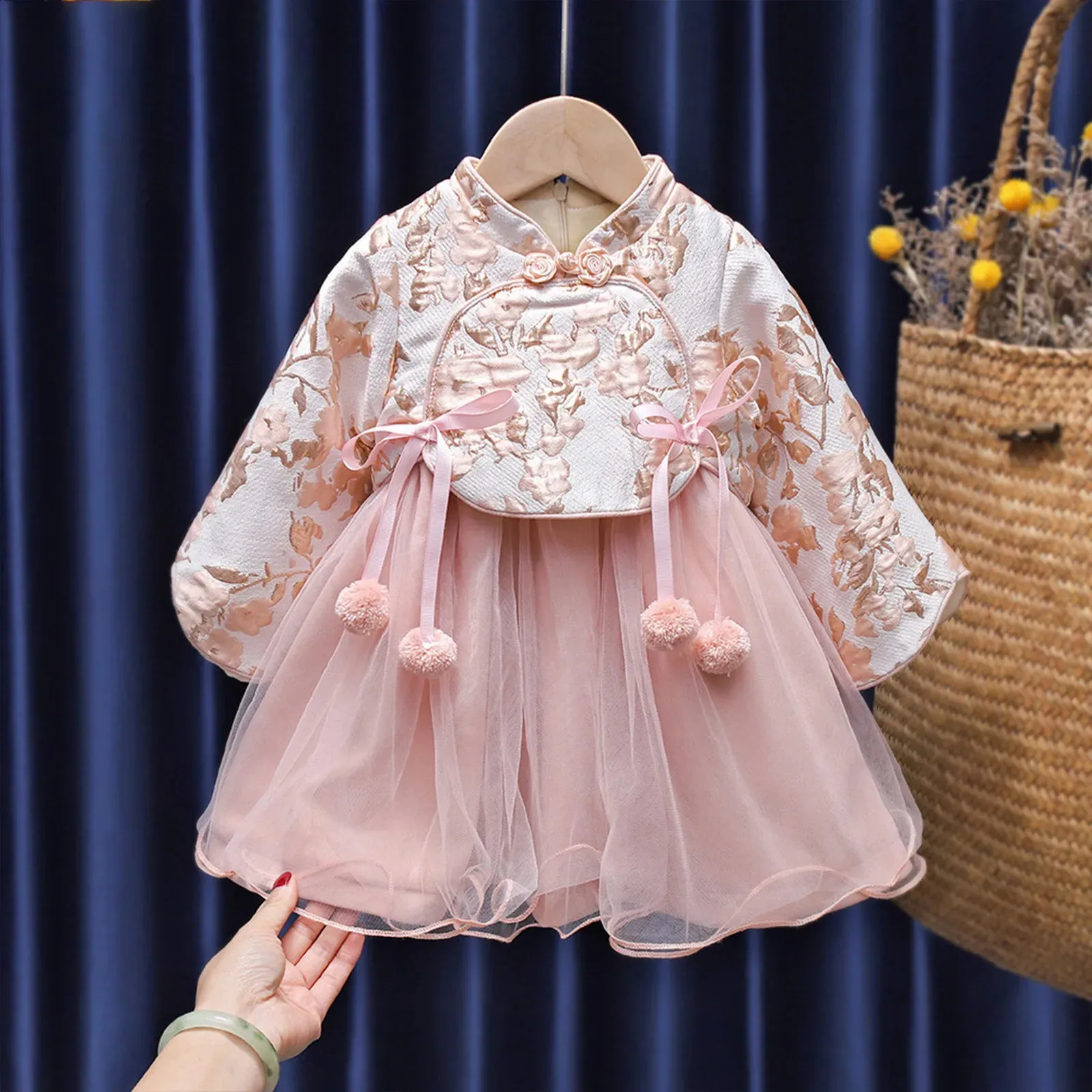 Hanfu Dress For Girls, Wool Lined, Autumn \u0026 Winter, Traditional Chinese  Clothing, 6M 6Y, Baby Girls Vestido, 2024 From Xianstore06, $18.99 |  DHgate.Com, image size:1600x1600