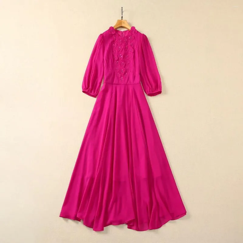 Casual Dresses European and American Women's Clothes 2024 Spring Round Neck pärlor tredimensionella blommor Fashion Pleated Rose Red Dress