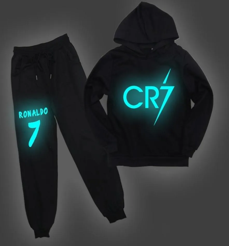 Cr7 Ronaldo Kids Hoodies Pantolon 2pcsset Trailsuit Çocuklar Unsex Sıradan Aydınlık Kapüşonlu Sweatshirt ve Harem Pantolon 214y 201126307601