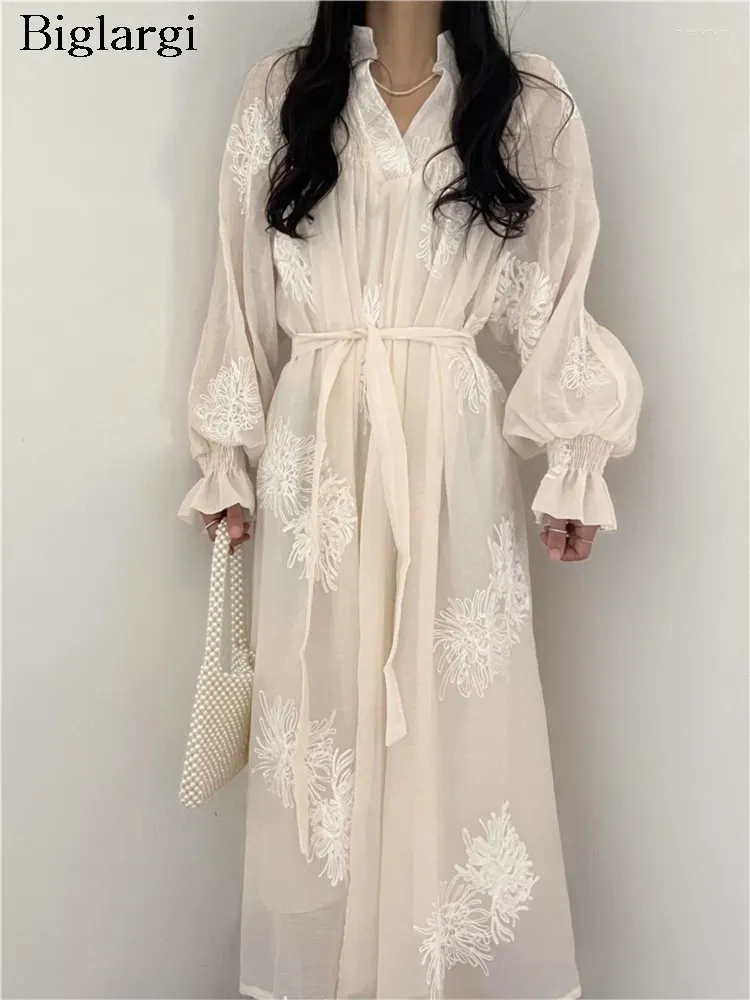 Casual Dresses Spring Summer Dress Women Floral Embroidery Modis Sweet Ladies Puff Long Sleeve Korean Style Ruffle Pleated Woman