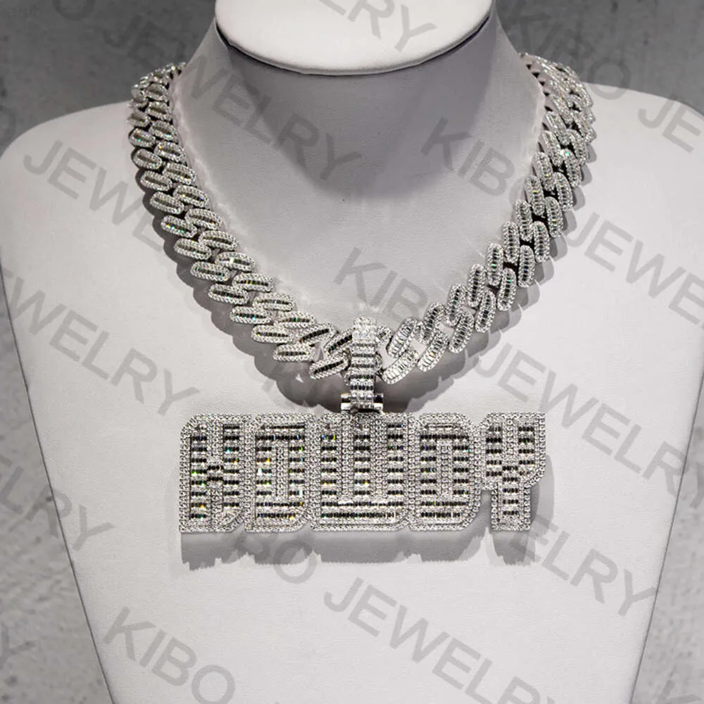 Bust Down Charm Hip Hop Jewelry 18mm VVS Emerald Baguette Cut Moissanite Necklace Iced Out Chain Set