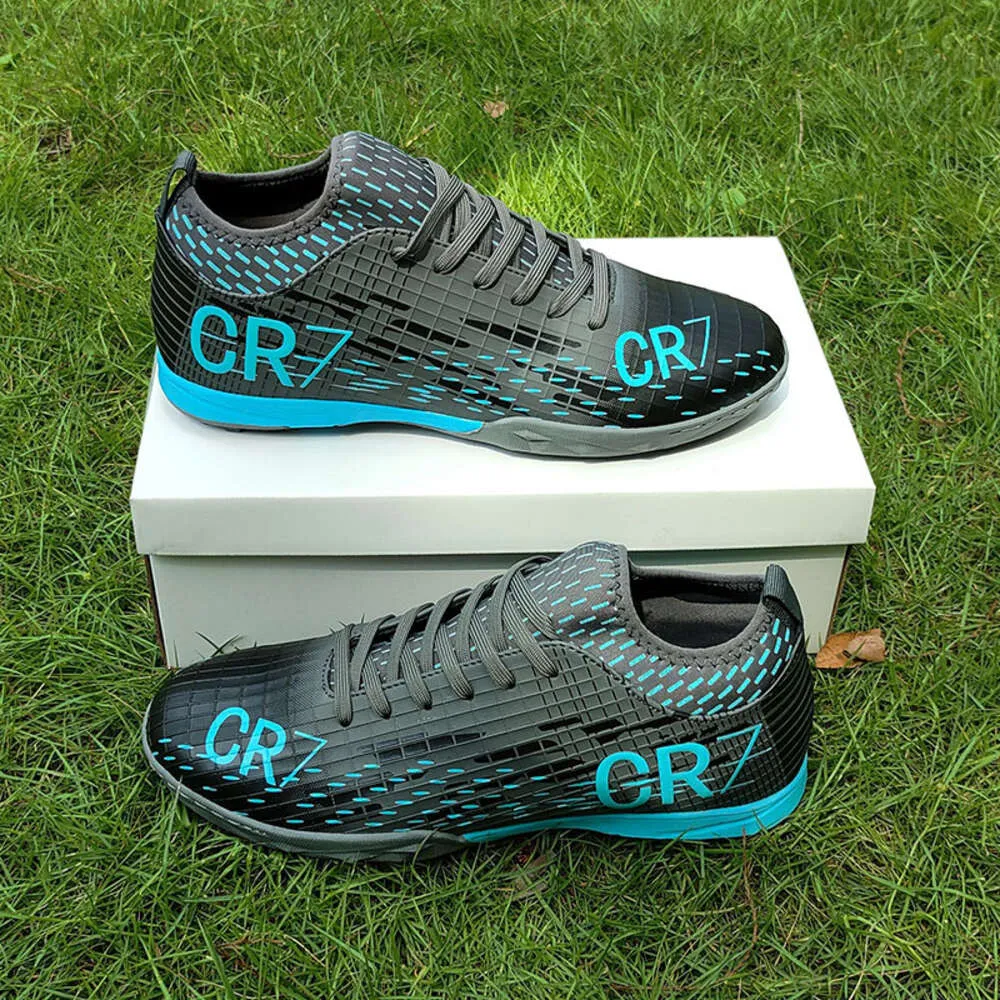 CR7 Turf Soccer Cleats Low Top Cross Training Tennis Shoes For Youth And Adults From Burberryshoe 22.01 DHgate.Com